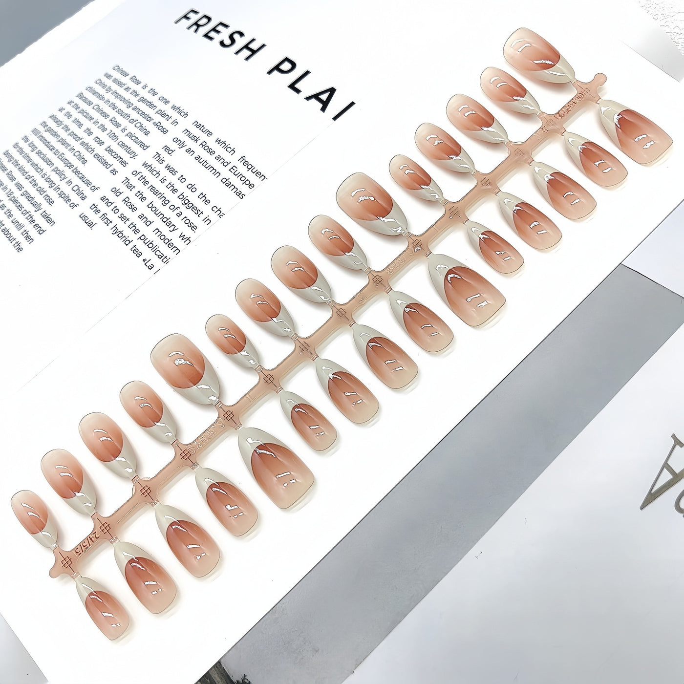 French Velvet Frosted Coffee Eye Wear Nail Green White